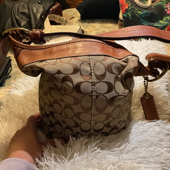 Coach Brown and Tan Signature Shoulder Bag - Picture 2 of 11